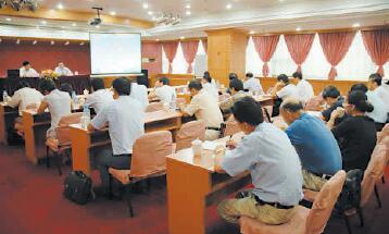 振奋精神迎难而上奋力拼搏确保完成全年目标,上自仪公司召开“奋战100天,完成全年目标”干部会议 振奋精神迎难而上奋力拼搏确保完成全年目标,上自仪公司召开“奋战100天,完成全年目标”干部会议